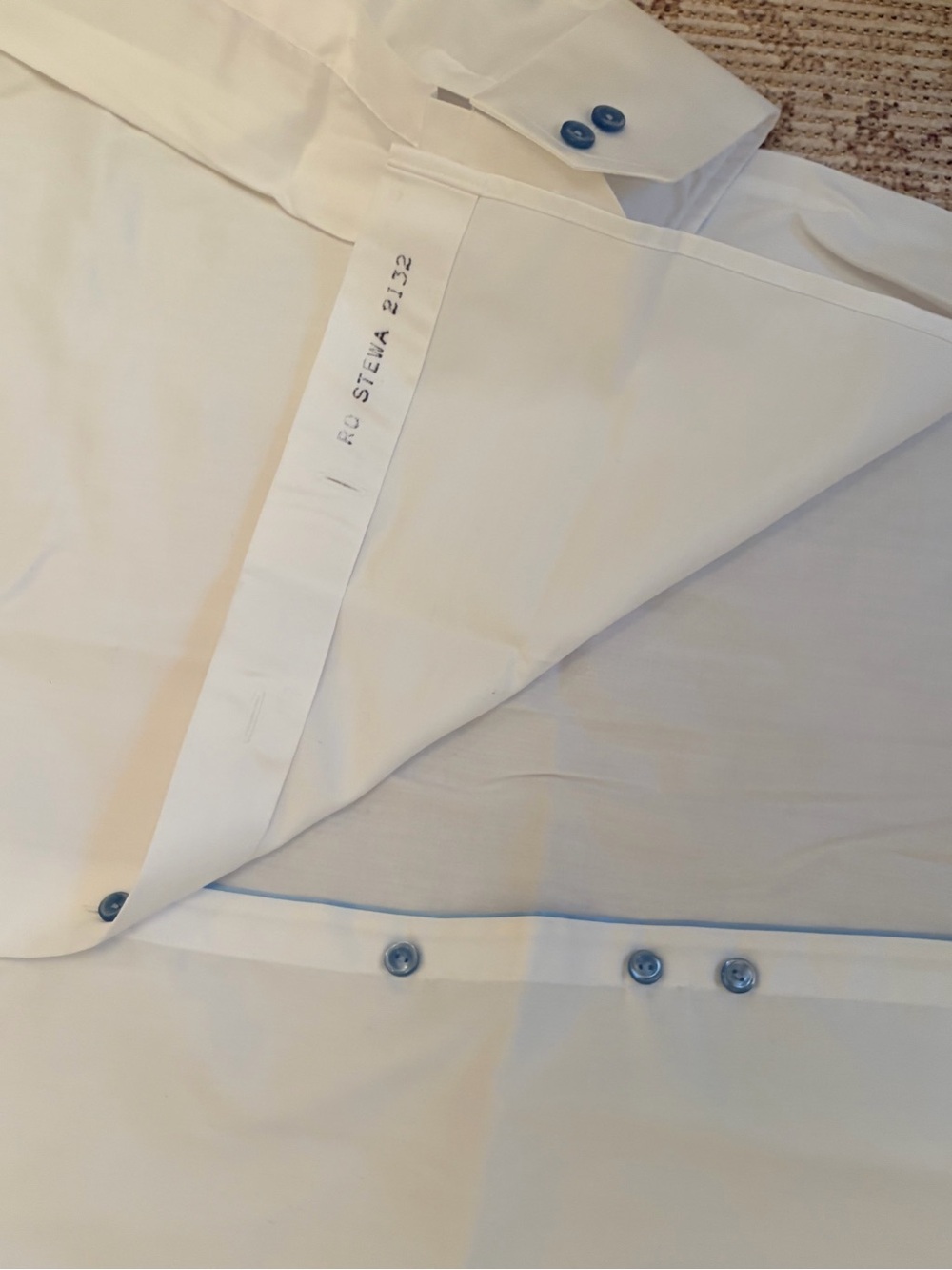 Eton Contemporary Fit White Dress Shirt Blue Buttons Size 43 / 17